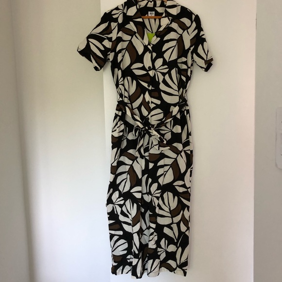 Tabitha Brown for Target Neutral Botanical Jumpsuit in Medium - Picture 4 of 9